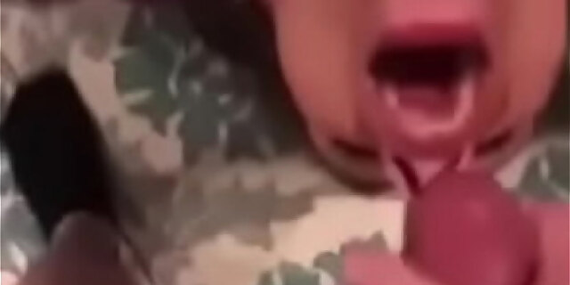 blowjob,cum,cumshot,homemade